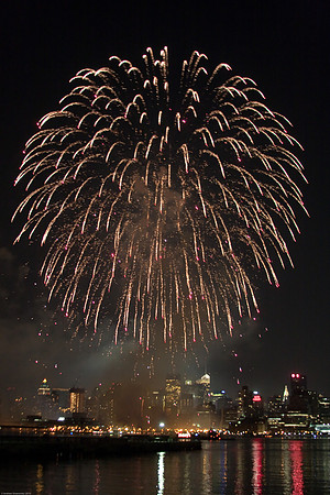 July 4, 2010, Macy's 4th of July Fireworks on the Hudson River