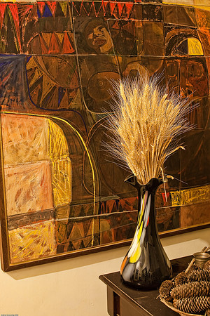 December 29, 2009, Vase in a hallway