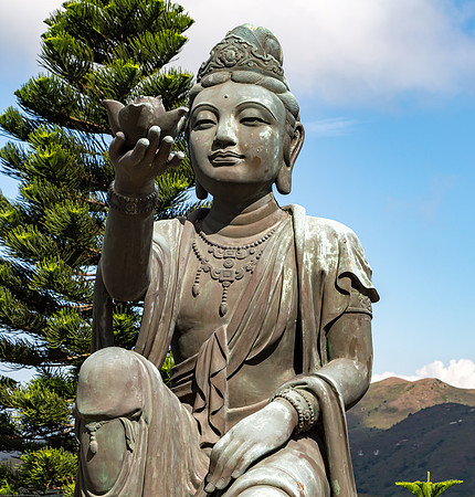 Tian Tan Buddha