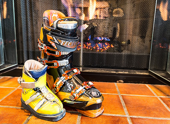 Old and New Ski Equipment