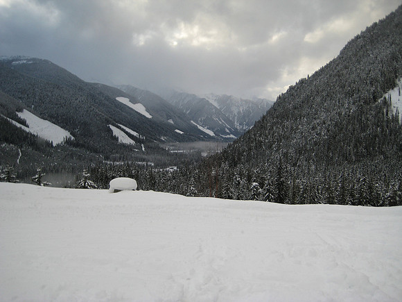 Adamants Heli-Skiing (CMH)